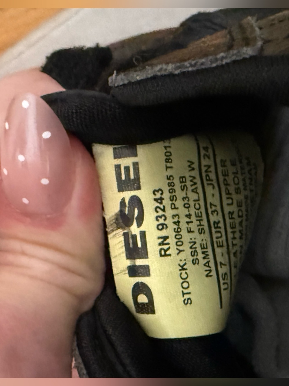 Diesel Sneakers - Picture 7 of 7